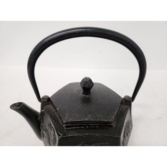 Vintage Japanese Asian Black Cast Iron Etched Hexagon Teapot Tea Kettle Lidded - Picture 3 of 10